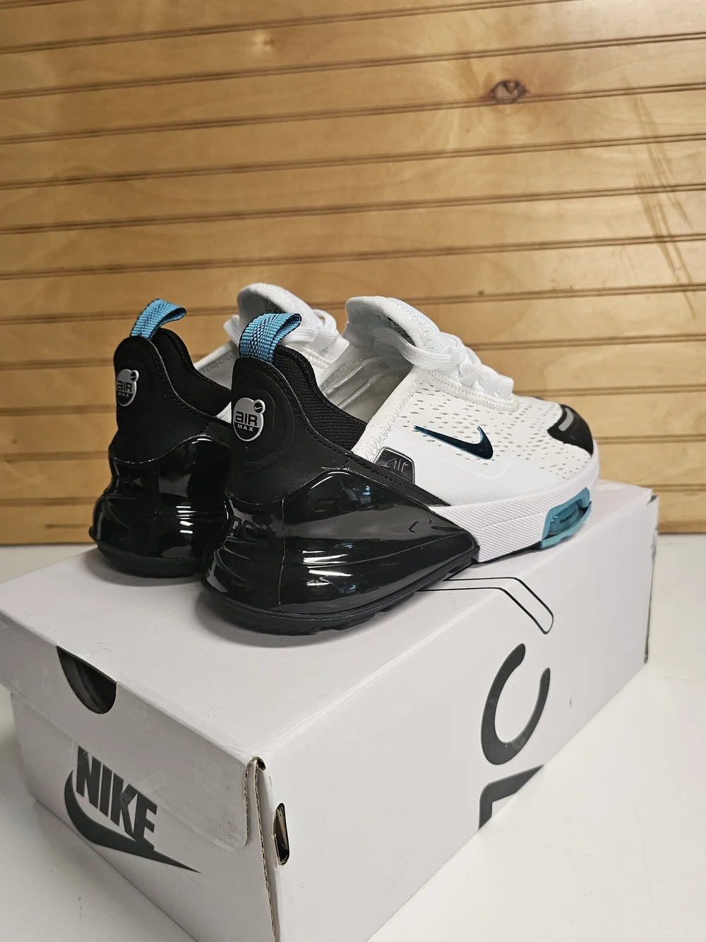 Nike kids air
